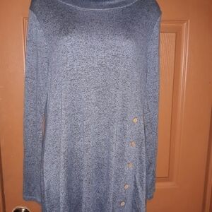 Misia women's blue Turtleneck size medium A-48 5/$25